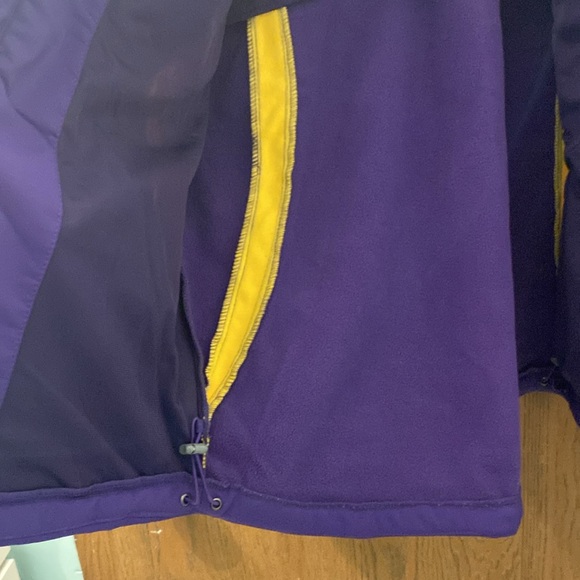 Like New MN Vikings Jacket - Picture 5 of 6